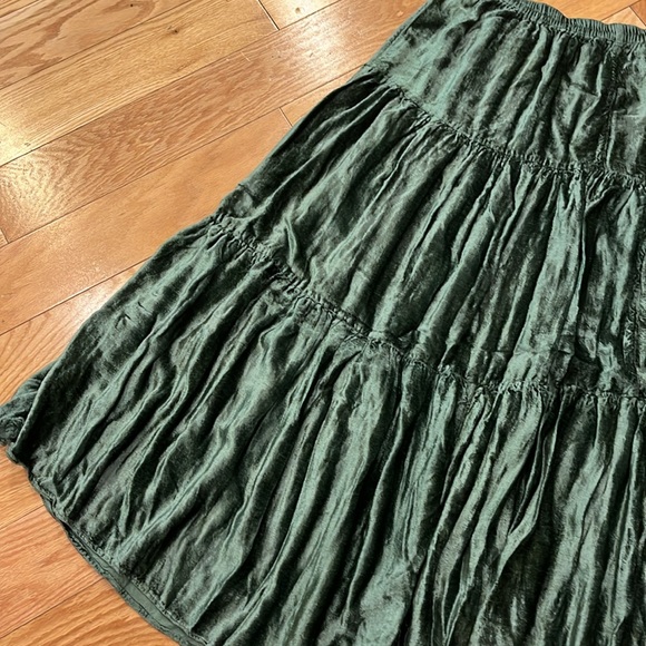Vintage Other Destination deep sage green maxi skirt - Picture 3 of 5